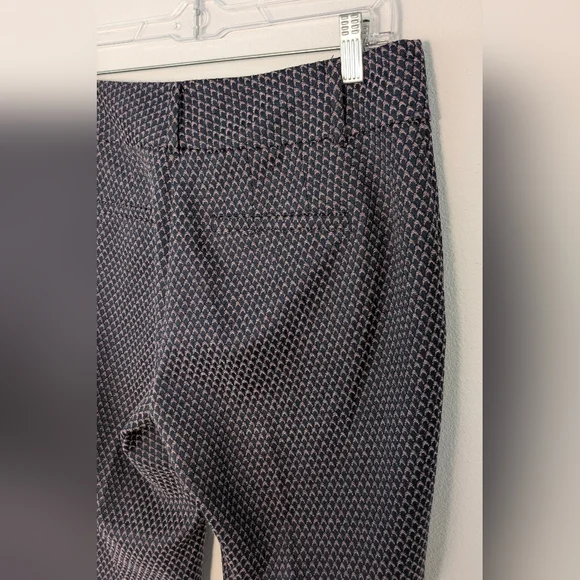Ann Taylor Curvy Geo Jacquard Ankle Pants Purple Black Size 6 Mid Rise Office - Picture 6 of 12
